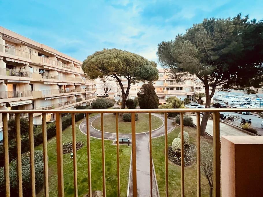 Marco Polo - Studio Neuf Avec Parking & Piscines Mandelieu Exterior foto